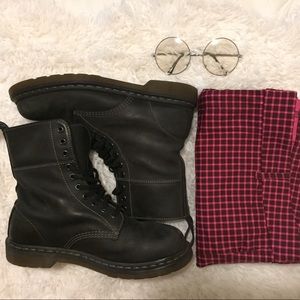Dr Martens boots size: 9 US W